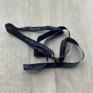Prada Ribbon